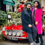 Arjun Kapoor Instagram - The Sibling Getaway… @anshulakapoor ❤️🎄🇬🇧 London, Unιted Kingdom