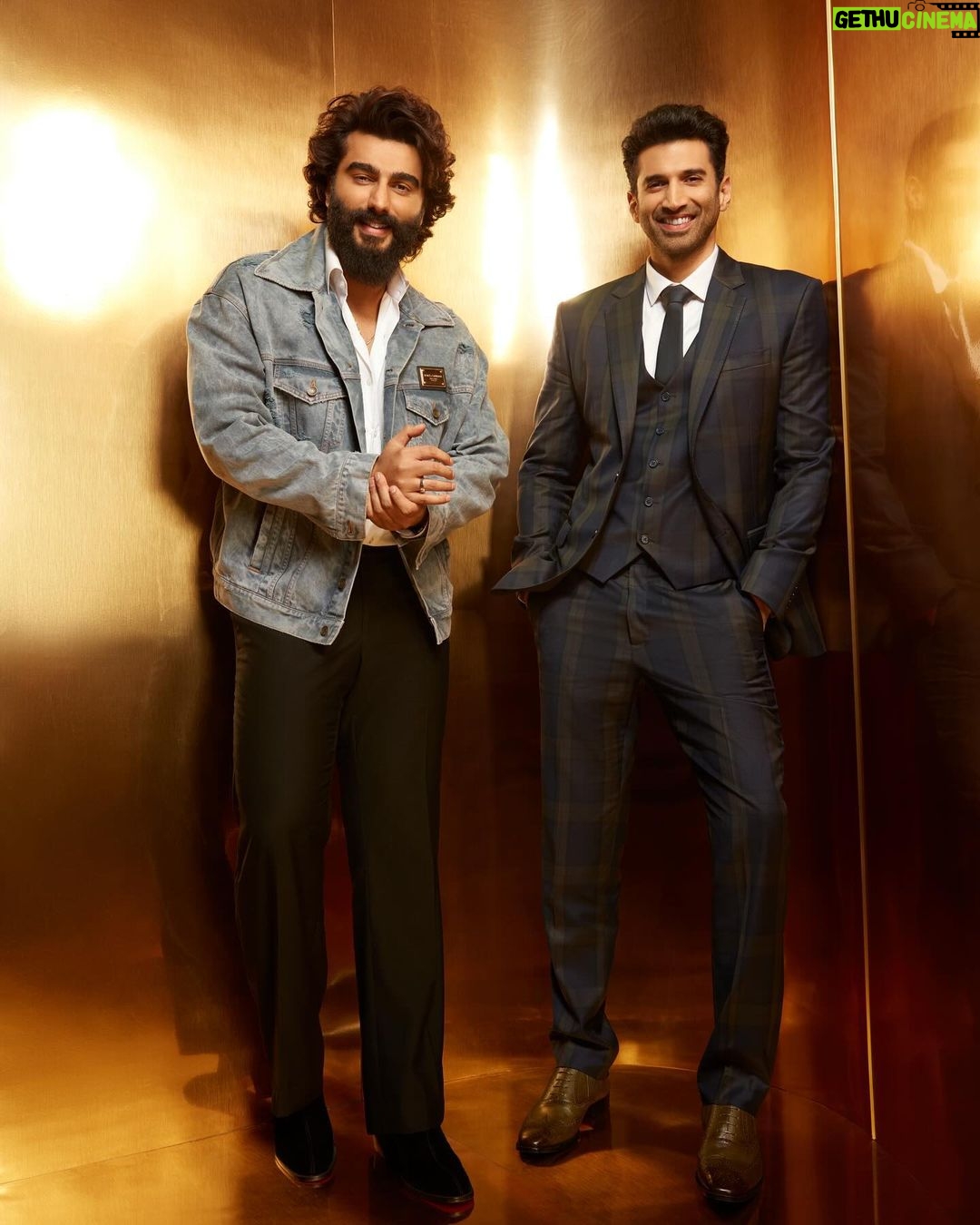 Arjun Kapoor Instagram - Kapoor + Kapur + ☕ Brewing from midnight