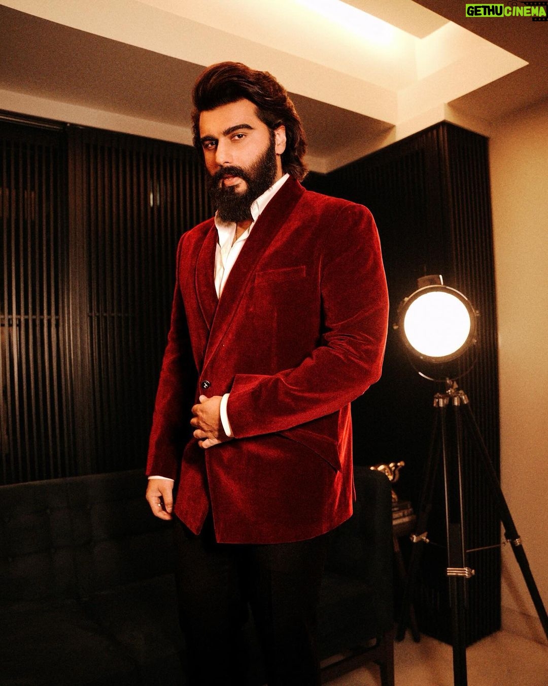 Arjun Kapoor Instagram - Riverdale Ready ❤️ #redvelvet #thearchies
