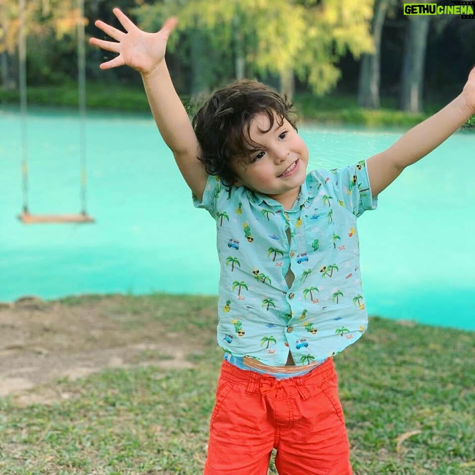 Arleth Terán - 3K Likes - Los momentos más bellos de tu infancia mi niño, ver como los gozas, me hace muy feliz. @leonalexanderlaet #amordemama #donleon #leonalexanderlaet #infancia #gratitud #huastecapotosina @turismovalles @hustecasecreta