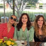 Arleth Terán Instagram – Las hermanas que Dios me regalo , GRACIAS por llenarme de fortaleza y de tanto apapacho.
@laseoaneoficial @stella_simona #vida #hermandad #solidaridad Hacienda San José Lavista