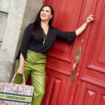 Arleth Terán Instagram - ✨🧚 Un día despiertas y dices: ya no quiero esto para mi y tomas la decisión de soltar lo que no te hace bien en tu vida, lo que ya cumplió un ciclo. Y esta bien, no sientas remordimiento, porque somos el resultado de nuestras decisiones. 🥰 Las personas que más resultados tienen son las que toman decisiones con mayor frecuencia… 💕 Bonito comienzo de semana