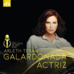 Arleth Terán Instagram – Muy agradecida con mis amigos de #galardondeoro2021 por este lindisimo reconocimiento a mi trayectoria, feliz de recibirlo, que hermoso regalo de cumpleaños. Felicidades a todos mis compañeros.
Gracias #ponchitotuxpan @marapatriciacastaneda @arturo.carmona @barbaratorresmx @alejandrosirvent @carlosbonavidesoficial @guillermopinedapineda @horaciopancheri @salonbaikal @manuel.gutierrezmendez @algosaoficial Estado de México