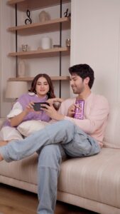 Armaan Malik Instagram - Turning our special date into a cute lil film, courtesy of Zoya Akhtar and some AI magic! Dive into our love story with #TheStoryOfUs. Scan a pack of Silk this Valentine’s Day and create your own cinematic tale 🫶🏻🍫🎬 Ab chalein London, @aashnashroff? #CadburySilk #TheStoryOfUs #ValentinesDay #Love #SmallGestures #ValentinesGift #AD