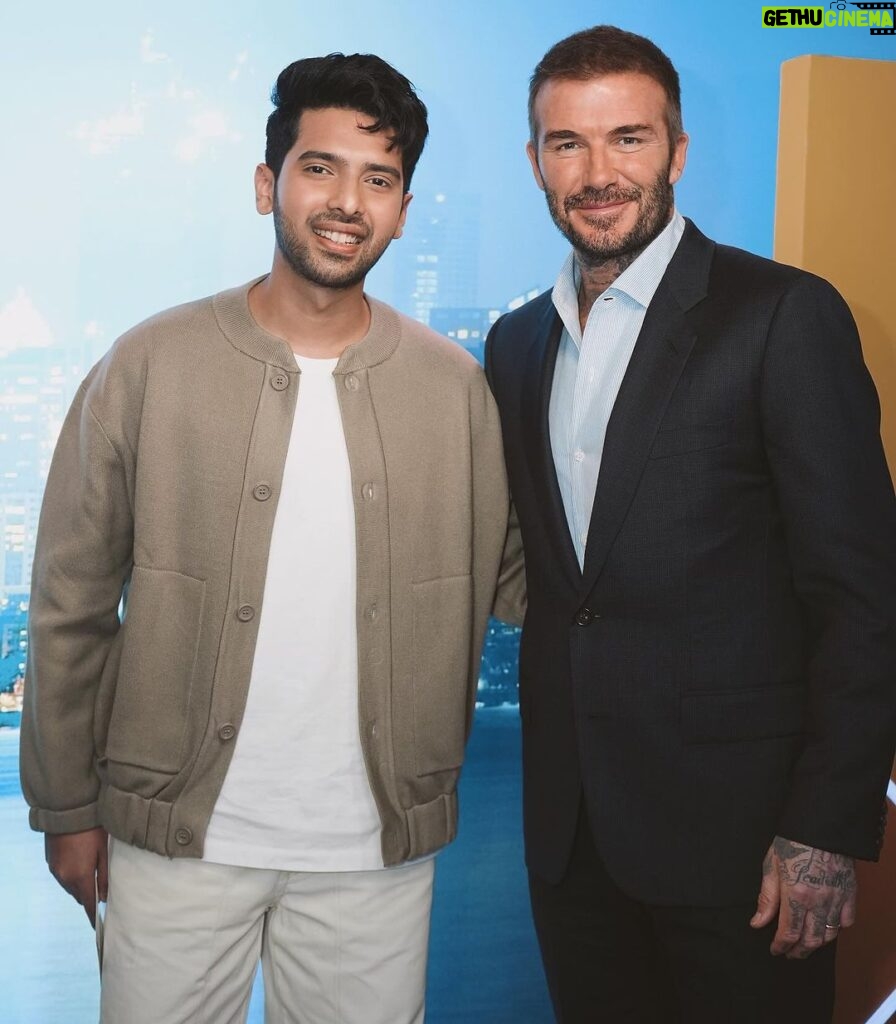 Armaan Malik Instagram - Got to spend a few precious moments with none other than the legend @davidbeckham! It was heartwarming to see how humble he is despite all that he has achieved ❤️ Thank you @metaindia for making this meeting happen! #BeckhamxMeta Mumbai, Maharashtra