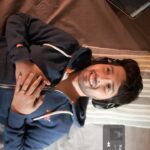 Armaan Malik Instagram - Sun maahi, kasam se door chaltein hain kahin. Raaste mein ‘only just begun’ sunte sunte kab hum TMMT pe switch hojaaye pata hi nahi chalega. Bas waqt aise hi zaaya karte rahein, main mere khayaalon mein, aur tu apne. Par marne se pehle atleast ek aisa wala trip toh banta hai na? Kya khayaal hai humnawa, taiyaar ho tum? ❤️ #ArmaanMalik #OnlyJustBegun #The2ndAlbum #OJB_ArmaanMalik #ओनलीजस्टबिगन