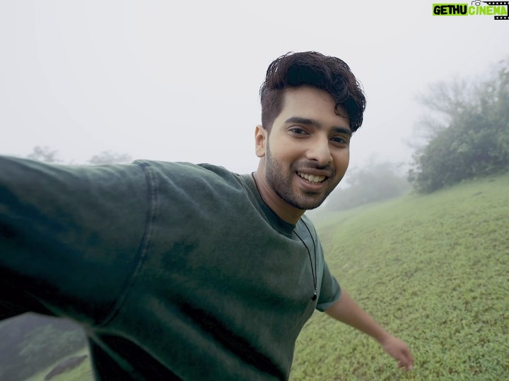 Armaan Malik - 368.4K Likes - āOnly Just Begunā is more than just an album; itās a piece of my heart and a rediscovery of who I am as Armaan Malik. I canāt put into words how deeply proud and connected I am to this project. I hope you enjoy it as much as I did creating it!
The album is now available worldwide on all streaming platforms. Hit the link in bio to listen! š¶š
#ArmaanMalik #OnlyJustBegun #The2ndAlbum #OJB_ArmaanMalik #ą¤ą¤Øą¤²ą„ą¤ą¤øą„ą¤ą¤¬ą¤æą¤ą¤Ø
Music Producer: @vaibhavpani
Songwriters: Armaan Malik & Vaibhav Pani
Video @xo.visuals
Director @kartikkher
DOP @hxmansh
FPV Drone @with.yash