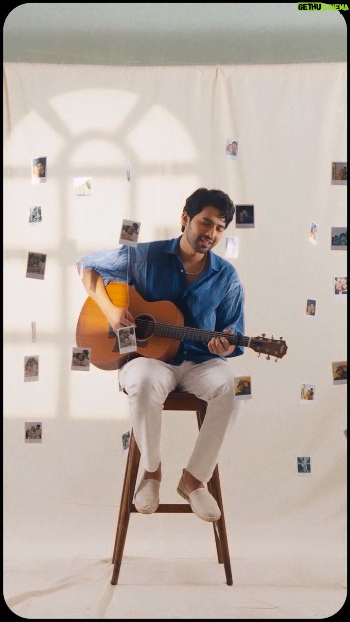 Armaan Malik Instagram - KASAM SE - PERFORMANCE VIDEO. OUT NOW π Music: @amaal_mallik Lyrics: @kunaalvermaa Video: @1520mp DP/Editor/Colourist: @sidartahuja Creative Director: @eshviv Styling: @malvika_tater Executive Producer: @momomatiz.pov Prod. Manager @sheniljainn Asst. Editor: @mayurahuja28 Mgmt: @liveitupwithrajeev