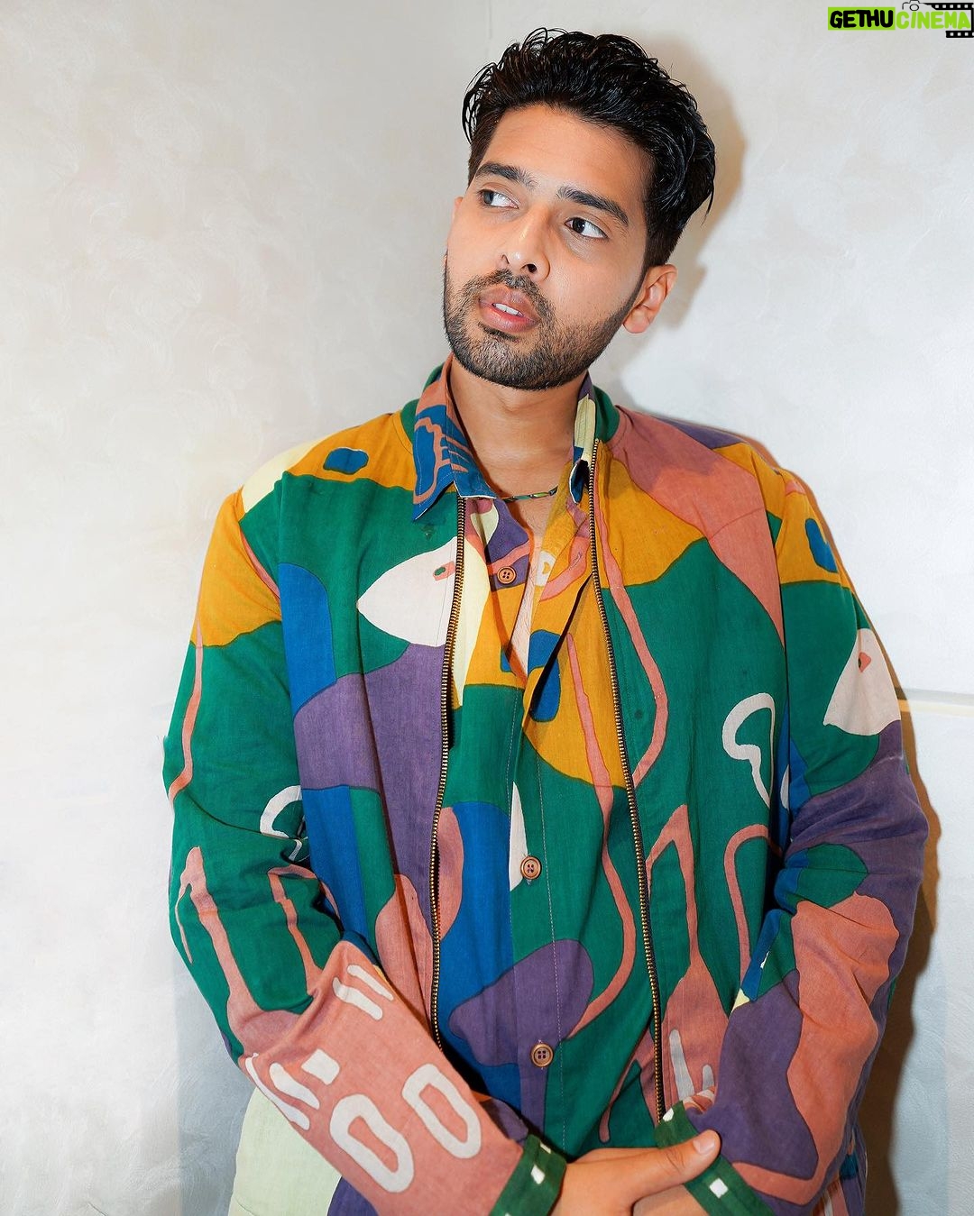 Armaan Malik Instagram - we’ve just warmed up 😤❤️🔥 // 23.9.23 - Kolkata
