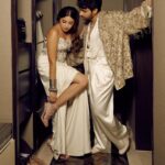 Armaan Malik Instagram - Last night for @gqindia’s best dressed ⚡️ styled by @mohitrai with @tarangagarwalofficial and @shubhi.kumar assisted by @muskanduaaa shot by @mrinmaiparab On Aashna: wearing @shantanunikhil heels by @publicdesire jewellery @amrapalijewels hair @nidhiiigada makeup @smitartist On Armaan: wearing @anamikakhannaindia shoes by @shutiqofficial jewellery @amrapalijewels hair @who.s.h.u.b.h.a.m mua @babachaursiya