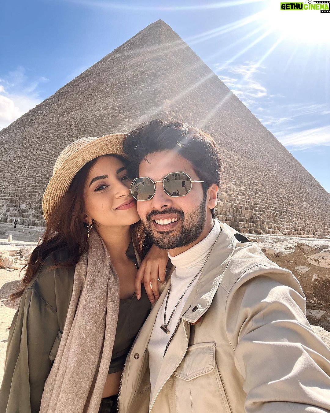 Armaan Malik - 0.9 Million Likes - happy 30th to my favourite human. youāve been here on this planet for 10,957 days and even though Iāve been a part of your life only for 2,384 of those, it feels like itās been a lifetime knowing you. kasam se, doing nothing with you is better than doing anything with anybody. love you @aashnashroff ā¤ļø