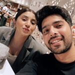 Armaan Malik Instagram - happy 30th to my favourite human. you’ve been here on this planet for 10,957 days and even though I’ve been a part of your life only for 2,384 of those, it feels like it’s been a lifetime knowing you. kasam se, doing nothing with you is better than doing anything with anybody. love you @aashnashroff ❤️