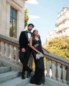 Armaan Malik Instagram - with my 🖤 in Paris, for @gauravguptaofficial @ggpanther at haute couture week Both wearing @gauravguptaofficial Armaan’s jewellery @dripproject.co Aashna’s jewellery @prerto @karishma.joolry Styled by @malvika_tater Photos by @harvijay_j