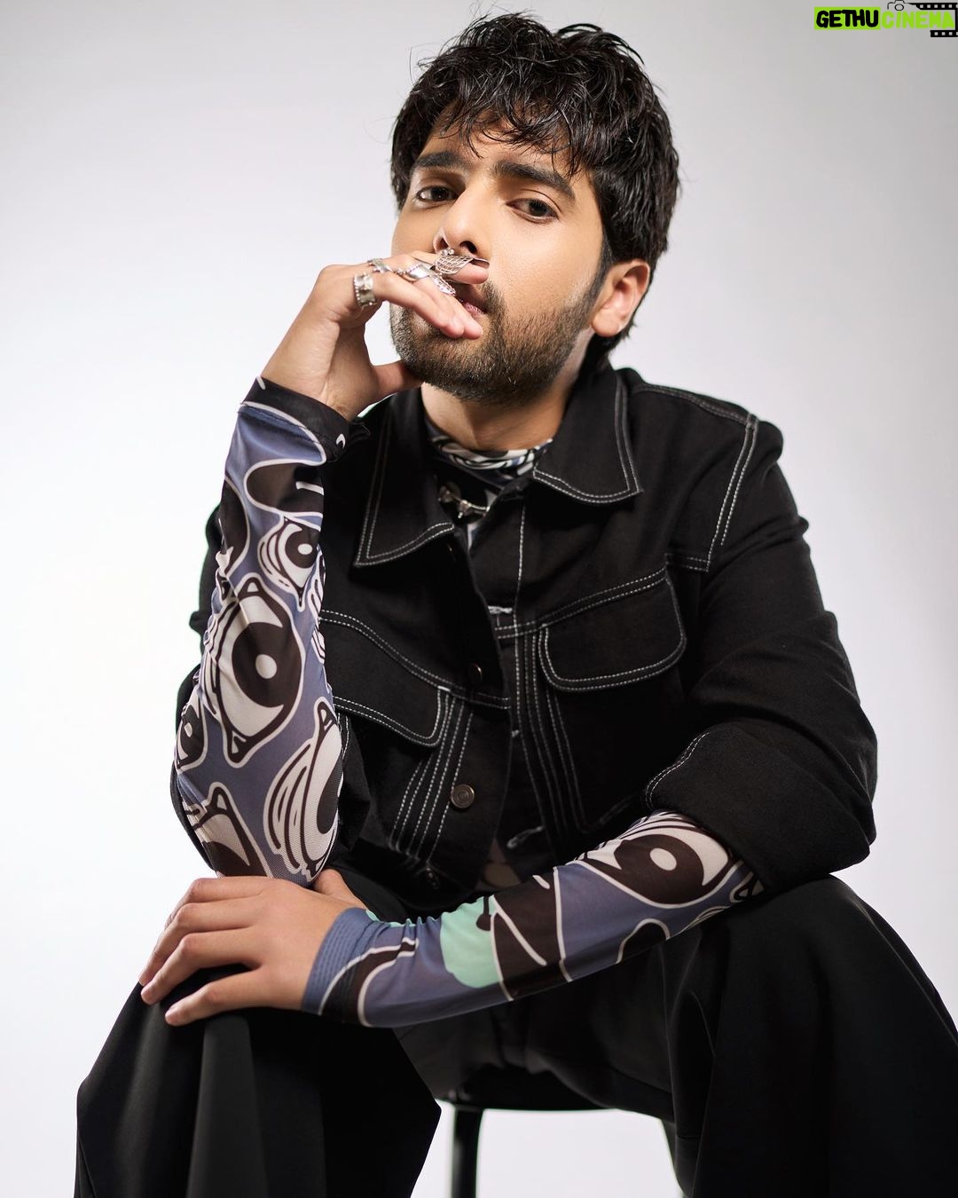 Armaan Malik Instagram - Honoured to be on @GQIndia’s 35 Most Influential Young Indians list of ‘23 🤍 Wearing: @dhruvkapoor Accessories: @bhavyarameshjewelry Boots: @lsoleshoes_in Styled by: @malvika_tater Assisted by: @vrutiiiiiiii Shot by: @shreyansdungarwal