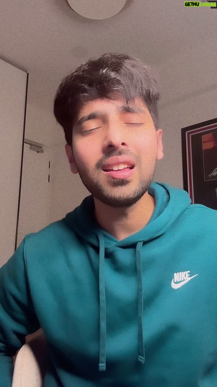 Armaan Malik - 393.7K Likes - 8 years of āMain Rahoon Ya Na Rahoonāā¦
Thank you @amaal_mallik @therashmivirag for this gem š©µ