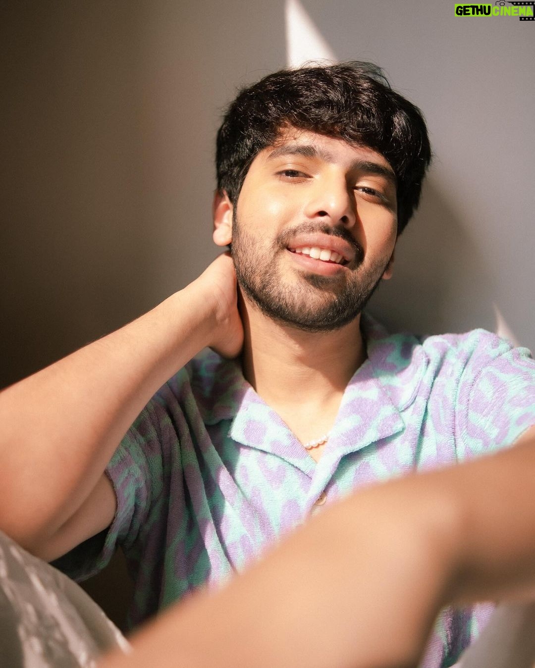 Armaan Malik Instagram - happiness over anything else >