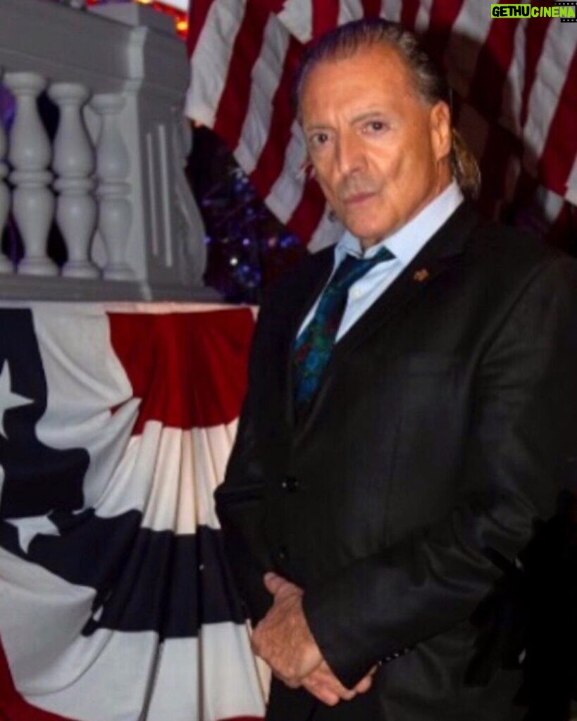 Armand Assante Instagram - Actor Armand Assante attends the USO Gala Celebration in Chicago October 22 2018 in Support of all Branches of US Military Service. _ The Actor is Honored this past week by County Executive Steven Neuhaus with a Tributary American Flag that was flown over Neuhaus's Base Camp Keating in Iraq in acknowledgement of a care package sent by Assante to Troops stationed in the Middle East during their Tours. Neuhaus also presented Assante with a Certificate signed by Commanding Officer of Camp Keating U.S.Navy Captain Todd Perry. Neuhaus's deployment in Iraq has been in support of Operation Inherent Resolve, the U.S. Military Campaign against ISIS.