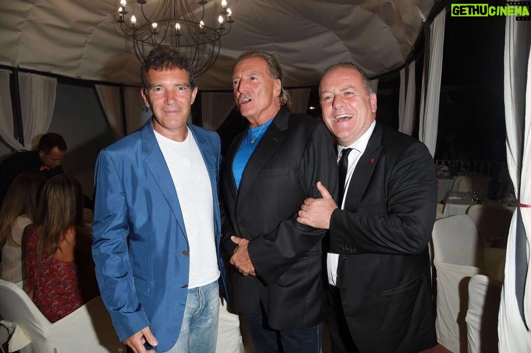 Armand Assante - 698 Likes - A most happy surprise reunion orchestrated by Pascal Vicedomini for Mambo King's Antonio Banderas and Armand Assante in Italy last night at the Ischia Global Film and Music Fest seeing Awards for both. Assante will tonight as well receive a Lifetime Achievement Award.
