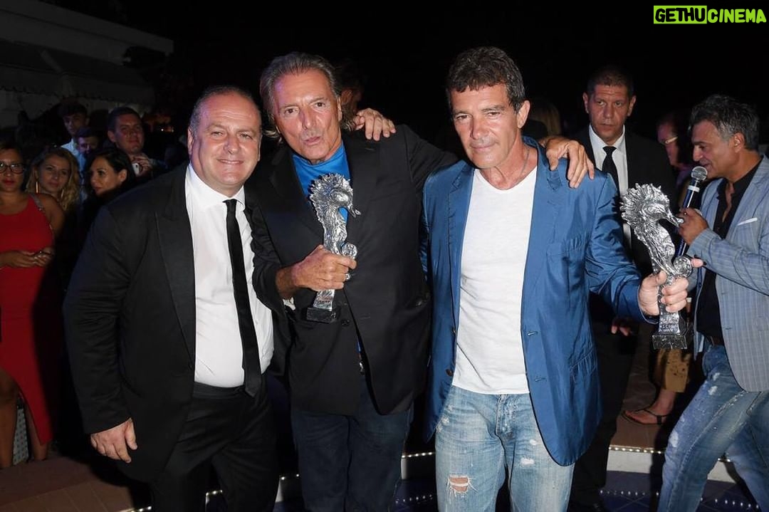 Armand Assante - 618 Likes - A most happy surprise reunion orchestrated by Pascal Vicedomini for Mambo King's Antonio Banderas and Armand Assante in Italy last night at the Ischia Global Film and Music Fest seeing Awards for both. Assante will tonight as well receive a Lifetime Achievement Award.
