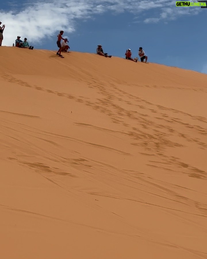 Armani Jackson Instagram - went sand duning today ! swipe to the end to see me eat a little shit 🏜️ Coral Pink Sand Dunes St Park-W Ent