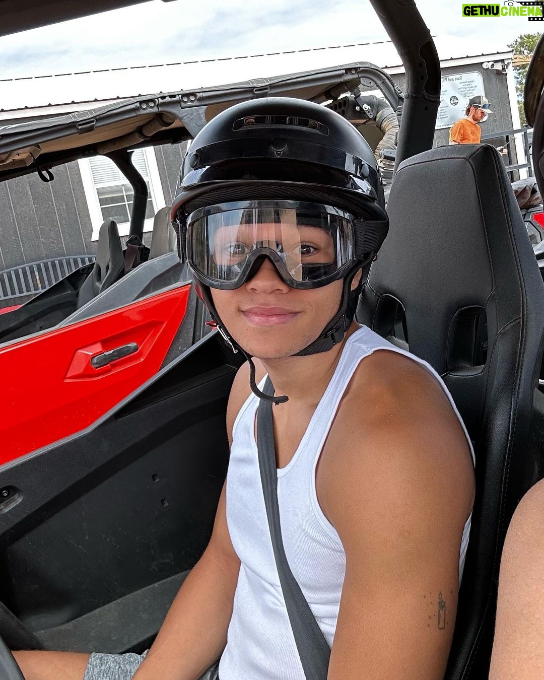 Armani Jackson Instagram - went sand duning today ! swipe to the end to see me eat a little shit 🏜️ Coral Pink Sand Dunes St Park-W Ent