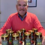 Arnaldo André Instagram - MBARETE SERVICIOS, Sabores de AREGUÁ , para quien gusta saborear las exquisitas mermeladas de guayaba, frutilla, y otros productos! +54 911 2456 1031 Mbareteservicios@gmail.com