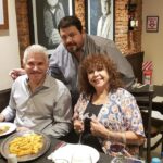 Arnaldo André Instagram - Saboreando 'la mejor milanesa" en el Bodegón. No se la pierdan! ChR PR El Bodegón - Paraguay