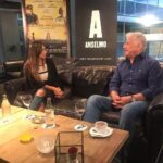 Arnaldo André Instagram - #entrevistas @lecturasegunjustino con @julietacardinali @diegonzalezh @mik3amigorena_ Dirección by @arnaldoandreoficial Prensa: @analaiass ChR PR Anselmo Hotel
