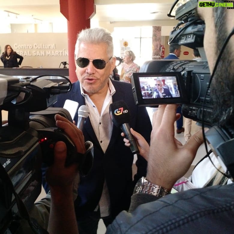 Arnaldo André Instagram - Exitosa presentación en el Festival de Termas de Río Hondo, de la primera película dirigida por Arnaldo Andre, @lecturasegunjustino Aclamada por el público presente y delegación artística que asistió al festival! Gracias @pacopereznazar ChR PR