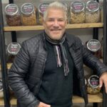 Arnaldo André Instagram - El hallazgo de una joya en pleno Pilar. Lo mas rico en comida vegana @veggieveganmarket
