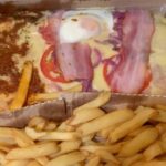 Arnaldo André Instagram - El Antojo, la mejor milanesa de Buenos Aires, está en casa por el día del amigo! Gracias amigo Cristian !