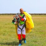 Arsha Aghdasi Instagram - Keep calm and live a life.... #arsha #arsha13 #arshaaghdasi #arsha_aghdasi #arshastunt #skydive #basejump #iranskydive #iranbasejump #blueskies #stunt13 #stuntman #iranianstunt #persianstunt #ارشا #ارشااقدسی #ارشا_اقدسی #بدلکار #بدلکاران #بدلکاران۱۳ #اموزش_بدلکاری #iran #ایران #حمایت_از_بدلکاران Photo by: @dariushbagheri @alireza._radfar