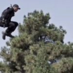 Arsha Aghdasi Instagram - مربوط به سال ۹۶ میشه.... ترور ناموفق .... طراح و محری صحنه های اکشن: ارشا اقدسی کارگردان : سام قریبیان Director: @samgharibian Stunt coordinator: @arshastunt Actors: @amir_aghaee @hosseinyarifans #امیر_آقایی #حسین_یاری #ارشااقدسى #سام_قریبیان