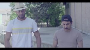 Arsha Aghdasi Instagram - همزمان با چند نفر میتونی مبارزه کنی😄🧨😈
خواستید من آموزش میدم به سبک هندی😄.
.
.
.

#سفربیخطر 
@arshastunt