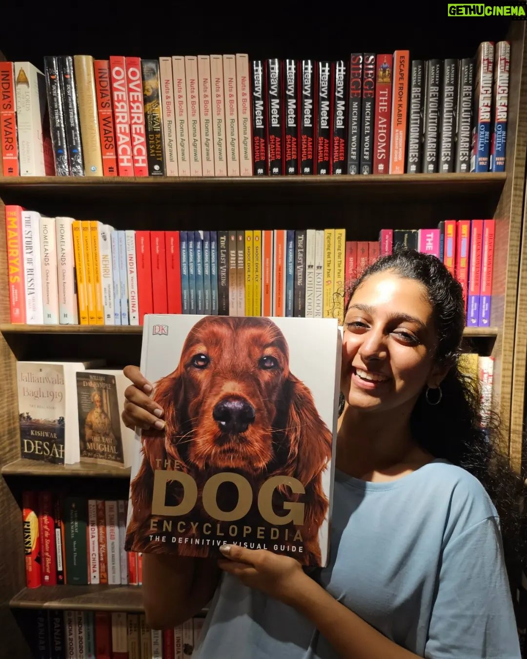 Arsha Baiju Instagram - 📚🐶🍔❤️ Chennai, India