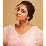 Arsha Baiju Instagram – Photoshoot for Manorama Weekly♥️
Photography: @arun_payyadimeethal
Studio: @maxxocreative
Styling: @amritha_lakshmi___  @styledby_al_
Makeup & hair: @sreegeshvasan_makeupartist 
Costume : @_taaishbythasnimsalam_
Photography team:  @rahul_.thuvassery_ 
#manorama