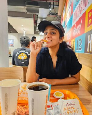 Arsha Baiju Instagram - 🍟🍔