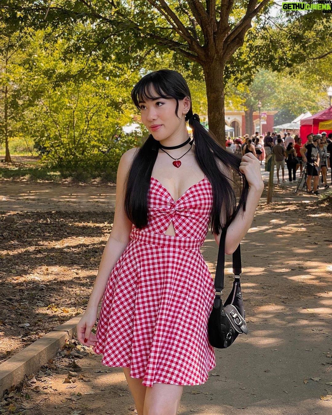 Artemis Instagram - cute lil farmers market day 🍒