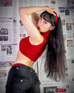 Artemis Instagram - Extra, extra, read all about it 📰 Photographer: @pablopaparazzo