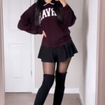Artemis Instagram - autumn ootd 🍂 jacket or no jacket?