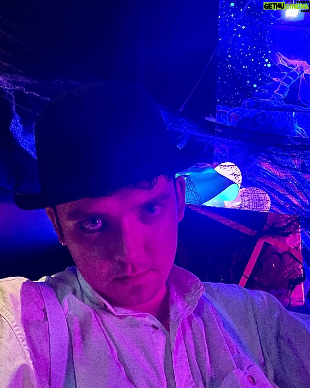 Asa Butterfield Instagram - Don’t ask me how long it took to sculpt the jockstrap.