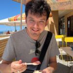Asa Butterfield Instagram - Acai for sore eyes. Porto