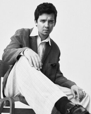 Asa Butterfield Instagram - Some outtakes from @thegentsjournal 

Photography - @tomcockram
Styling - @carlottaconstant 
Grooming- @charlieculleneducation 
Retouching - @jameskenny.studio 
Production @jonnywells & @bridiescriven