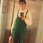 Asa Butterfield Instagram - I turn up outside your gaff with your Deliveroo order wyd?
