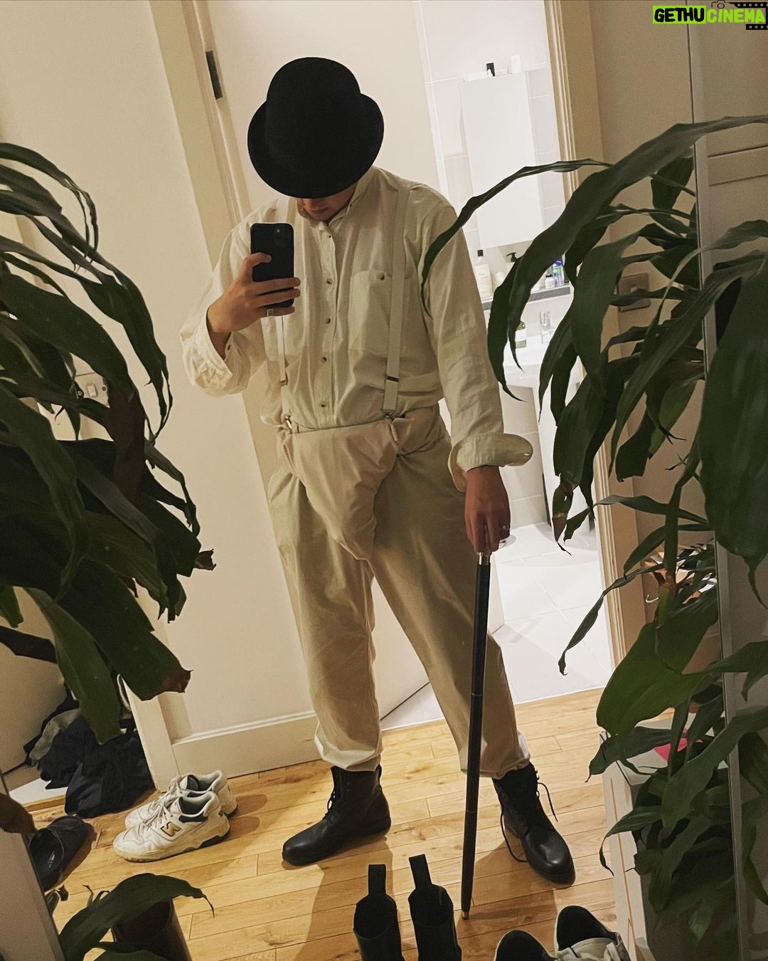 Asa Butterfield Instagram - Don’t ask me how long it took to sculpt the jockstrap.