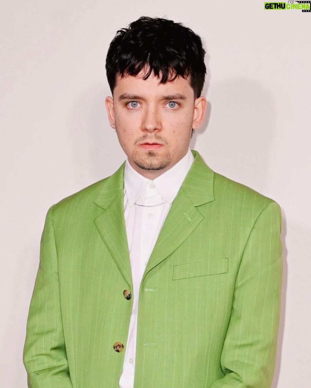 Asa Butterfield Instagram - Thank you @britishgq Unbelievably proud of my boy @ncutigatwa we’re in his world and I’m blessed to be a part of it. Big up Wrighty the legend. wearing @paulsmithdesign with @boucheron and @grandseikoofficial hair by @charlieculleneducation