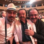 Asadollah Yekta Instagram - #اسدالله_یکتا هم اکنون ما سه نفر با لبخندی با عشق شما...