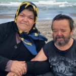 Asadollah Yekta Instagram - #اسدالله_یکتا چقدر با تو ساحل تماشاییه... جاتون خالي با دلبر و ساحل و ياد شماها پاي نوشت : در كنار عزيزانم @shahramnaseri @raminvalipour Mazandaran Province
