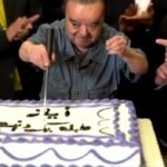 Asadollah Yekta Instagram - @tabaghe1onim_cinema پشت صحنه فیلم سینمایی طبقه یک و نیم به کارگردانی نوید اسماعیلی ممنون از احترام و ادب این گروه سینمایی با آرزوی درخشش فیلم در جشنواره فیلم فجر... @navid_esmaeli @tabaghe1onim_cinema @filmfajrofficial @oyaz.textile @sahra_asadolahi