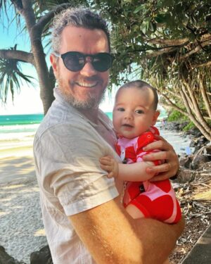 Ash London Instagram - The perfect ovary busting photo doesn’t exis….

(I already posted this to my stories but WHO CARES IT DESERVES TO BE ON THE MAIN PAGE I MEAN LOOK AT MY KID)